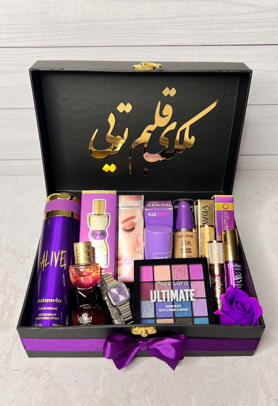 پک هدیه لاکچری دخترانه ولنتاین بسیار شیک و کاربردی ۱۹۰