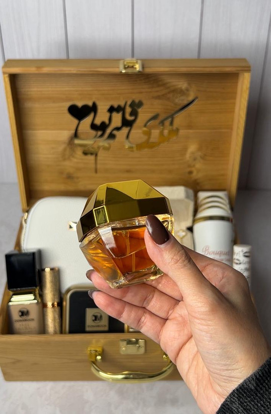 کادو روز زن، هدیه لاکچری باکس چوبی کد ۲۵۹
